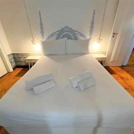 Casa Da Baixa, Renovated Beautiful 2 Bedroom Downtown Apartment