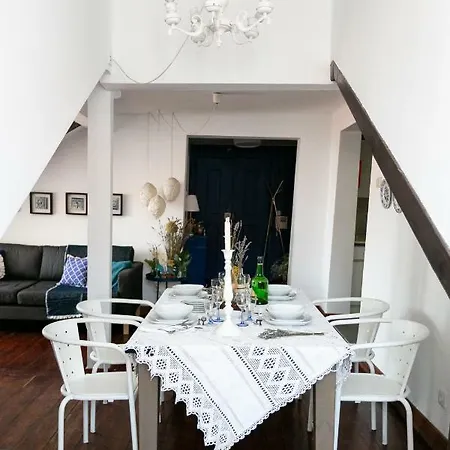 Casa Da Baixa, Renovated Beautiful 2 Bedroom Downtown Apartment Lisbon